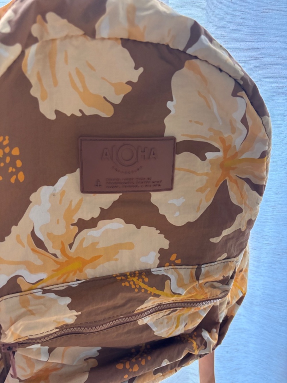 Aloha Collection Backpack - Picture 3 of 3